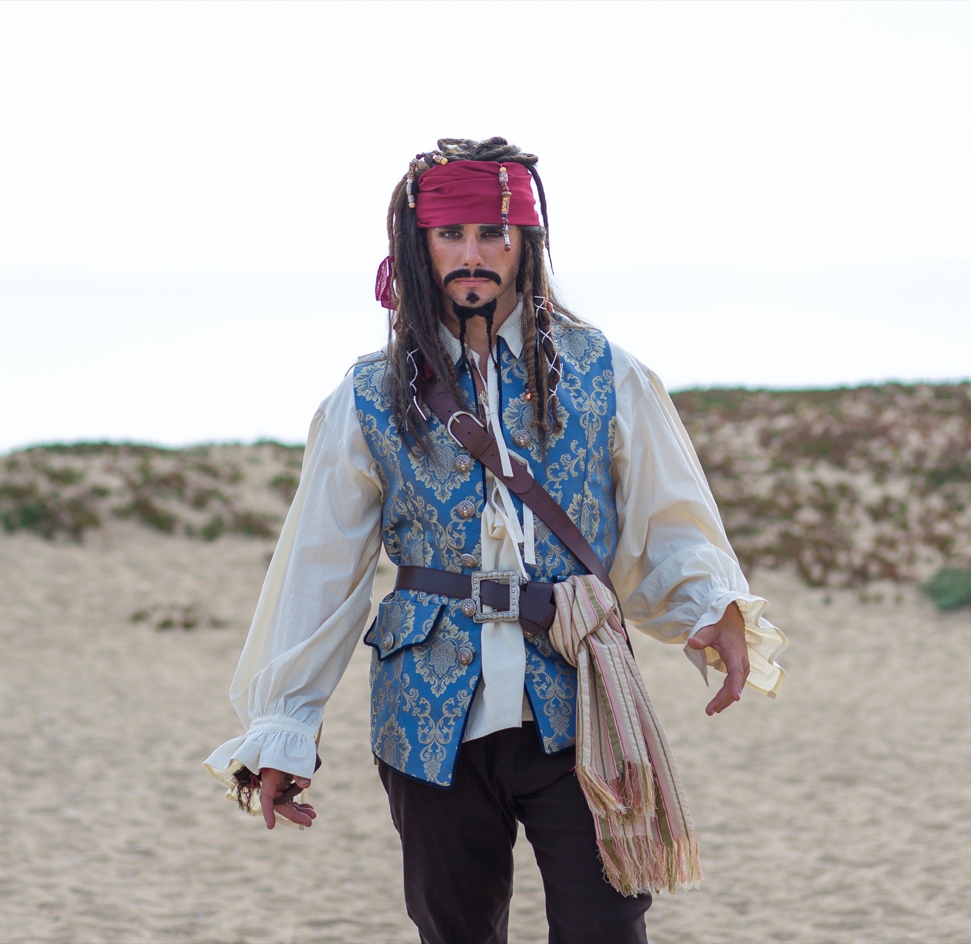 Hire Captain Jack Sparrow for birthday parties - Pirate adventure character performer